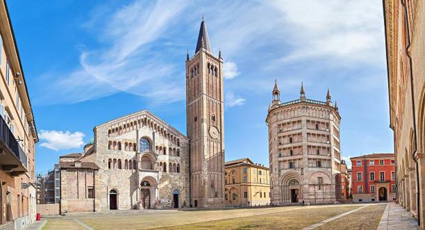 Palazzo Altavilla Deluxe Parma Buitenkant foto